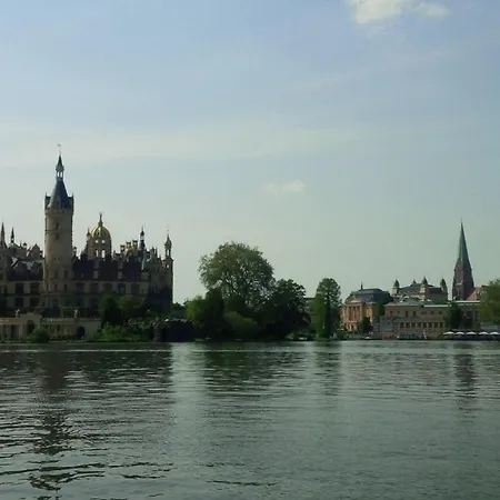 Ferienhaus Am Rande Schwerins * Schwerin (Mecklenburg-Vorpommern)