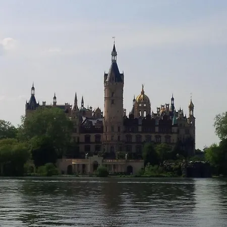 Ferienhaus Am Rande Schwerins Casa de Férias